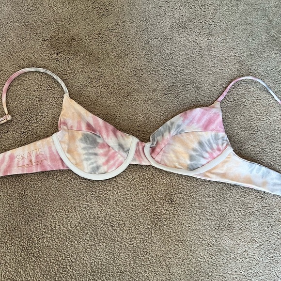 Skatie Kate Top- tie dye - Picture 2 of 3